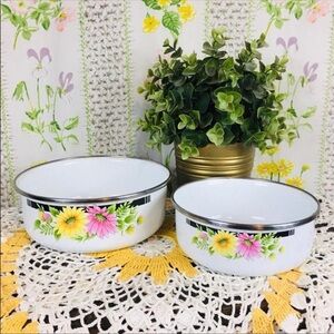 Vintage 70s 80s Set of Two Enamel Bowls Floral Print Metal Rim White Pink Yellow